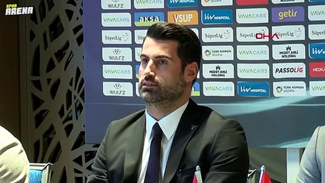 Volkan Demirel'den Fenerbahçe açıklaması! "Doğru zamanda doğru yerdeyim"