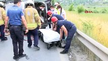 Başakşehir'de İETT otobüsüyle çarpışan hafif ticari aracın sürücüsü öldü