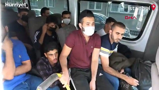 Sultangazi'de bir minibüs dolusu kaçak göçmen yakalandı