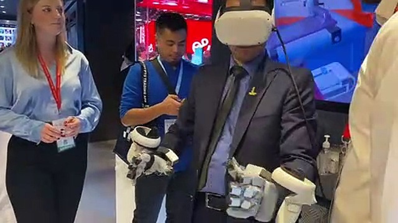 Wearable tech 1 VR