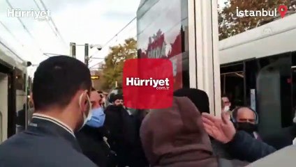 İstanbul'da tramvay hattı çalışması nedeniyle trafikte yoğunluk yaşanıyor