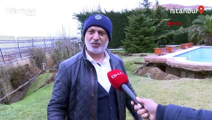 Büyükçekmece'de dev yarıklar oluştu! Villalarda çökme tehlikesi