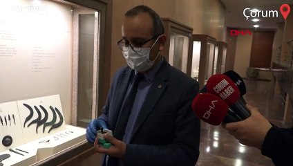 Tarlada çalışırken 3 bin 500 yıllık mühür buldu