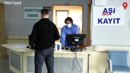 Van Eğitim ve Araştırma Hastanesi Başhekimi Doç. Dr. Sebahattin Çelik'ten aşı açıklaması