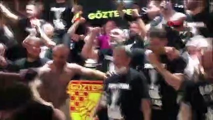 Sergen Yalçın'ın basın toplantısında şampiyonluk kutlaması