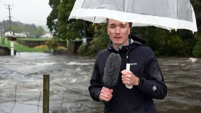 Emergency warnings in place as flooding set to worsen in Tasmania