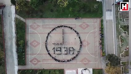 Devrek Anadolu Lisesi'nden muhteşem 10 Kasım koreografisi