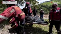 بدون تعليق: تلاشي أمل العثور على ناجين من الانهيار الأرضي بفنزويلا ومادورو يتحدث عن نحو 100 قتيل