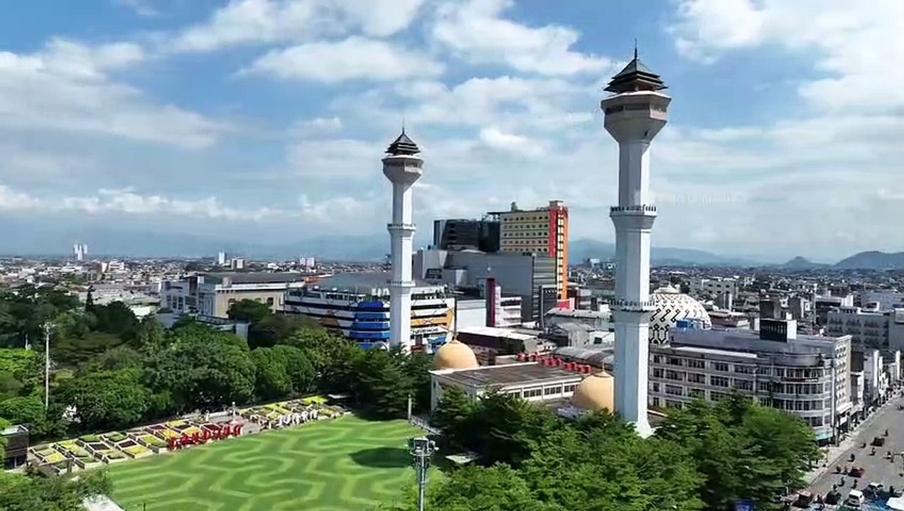 Drone Kota Bandung 2022, Melihat Kota Terbesar di Jawa Barat dari Udara