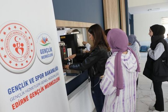 Bingöl gündem haberleri: Trakya Üniversite öğrencilerinin kampüsteki ikinci evi Genç Ofis oldu