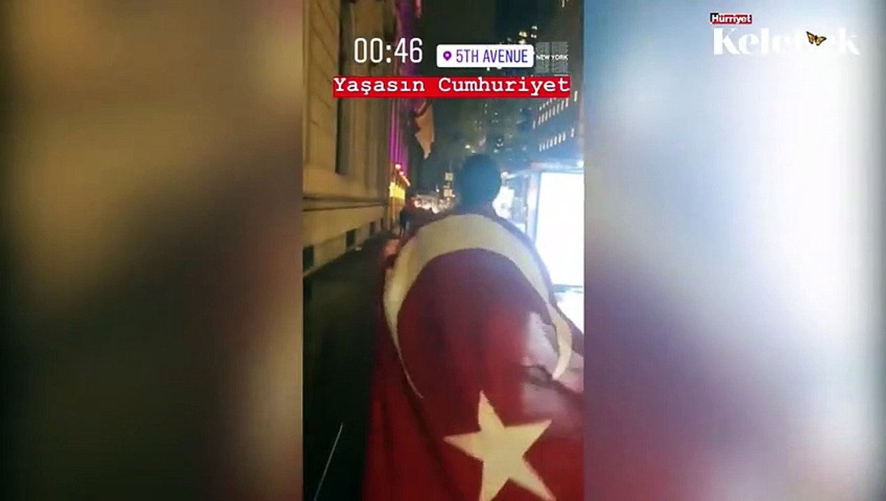 Nusret’ten 29 Ekim Cumhuriyet Bayramı kutlaması