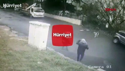 Yaşlı kadını dolandırarak 250 bin dolarını alan şüpheli kamerada