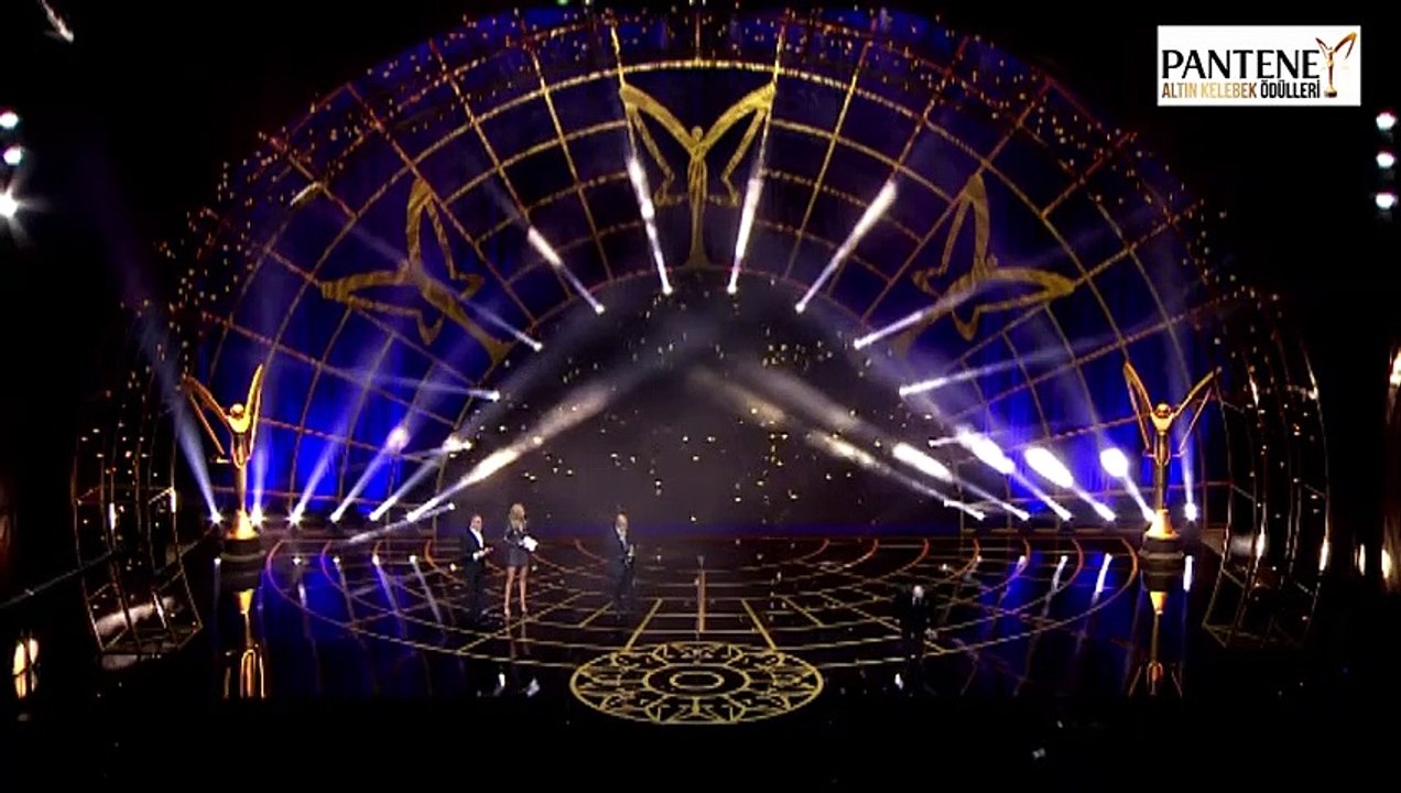 En iyi erkek haber sunucusu: Cem Öğretir - ATV Ana Haber