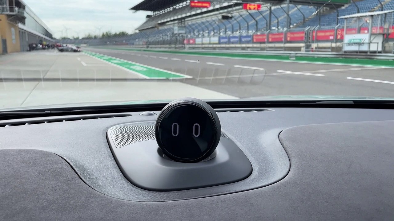 Asistente virtual Nomi de Nio