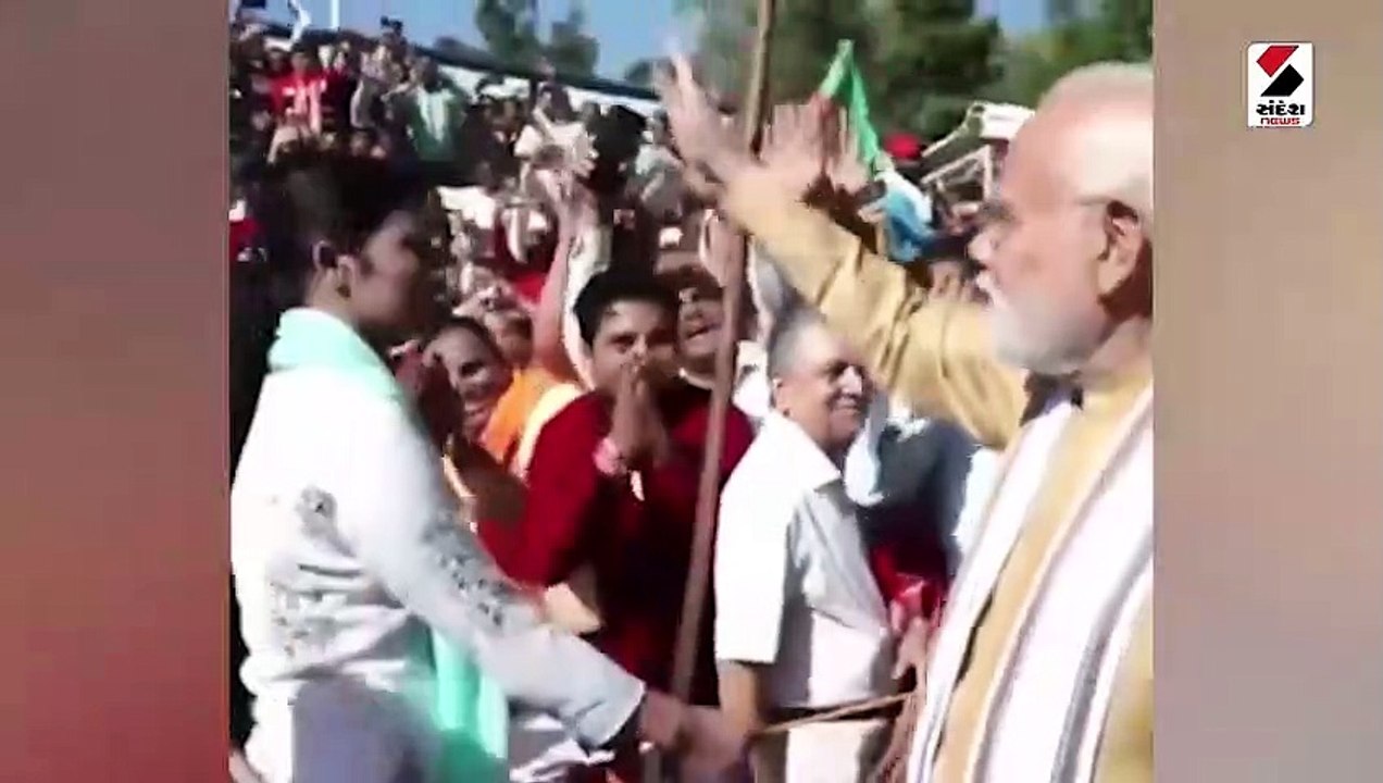 હિમાચલમાં PM મોદીનું ભવ્ય સ્વાગત: 'મોદી-મોદી, શ...
