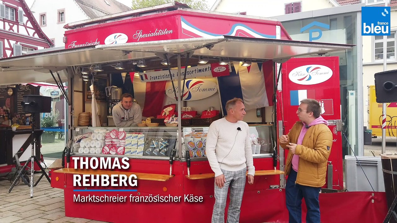 Thomas Rehberg - Marktschreier französischer Käse, Hamburger Fischmarkt Offenburg 2022