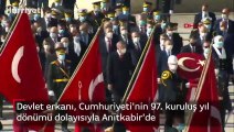 Devlet erkanı, Cumhuriyeti'nin 97. kuruluş yıl dönümü dolayısıyla Anıtkabir'de