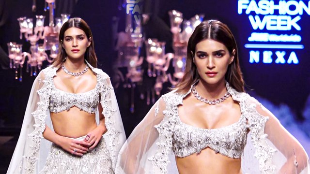 खूबसूरत लुक में कृति सेनन ने रैंप पर चलकर मचाया धमाल