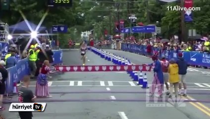 Yarışı birinci bitirdiğini düşünen atlet hüsran yaşadı