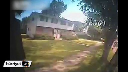 Otobüs yol kenarındaki eve girdi