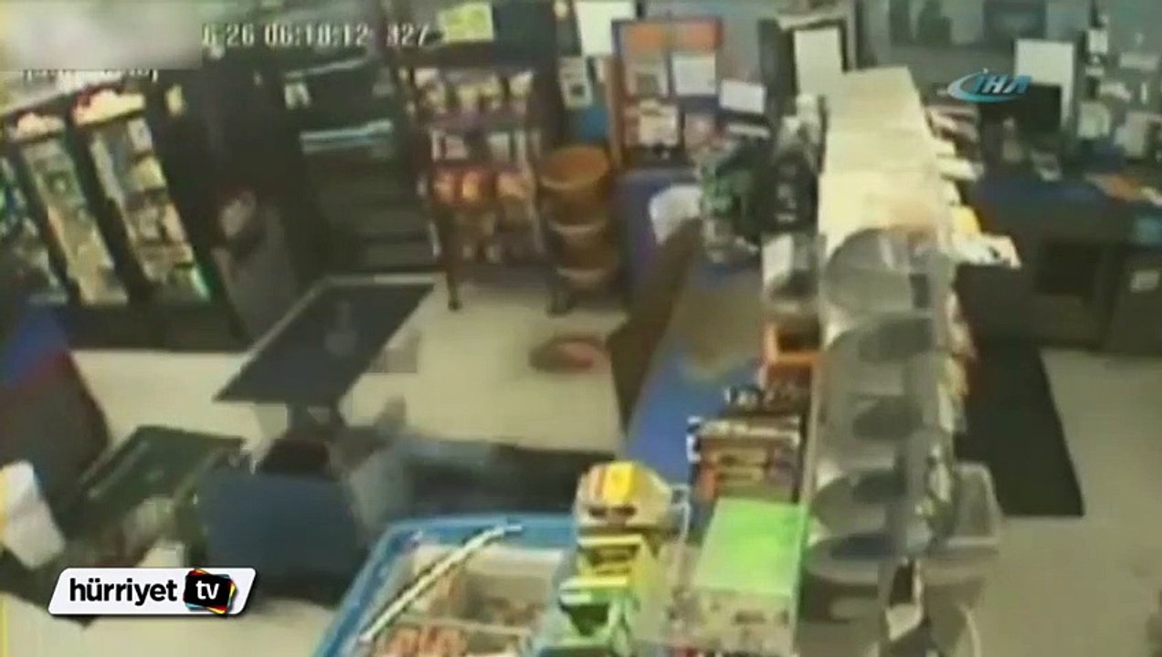 Soyguncu sert kayaya çarptı