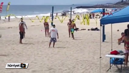 Motoru duran uçak plaja böyle çakıldı