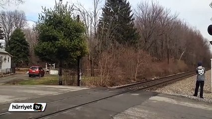 Tren yolunda feci kaza