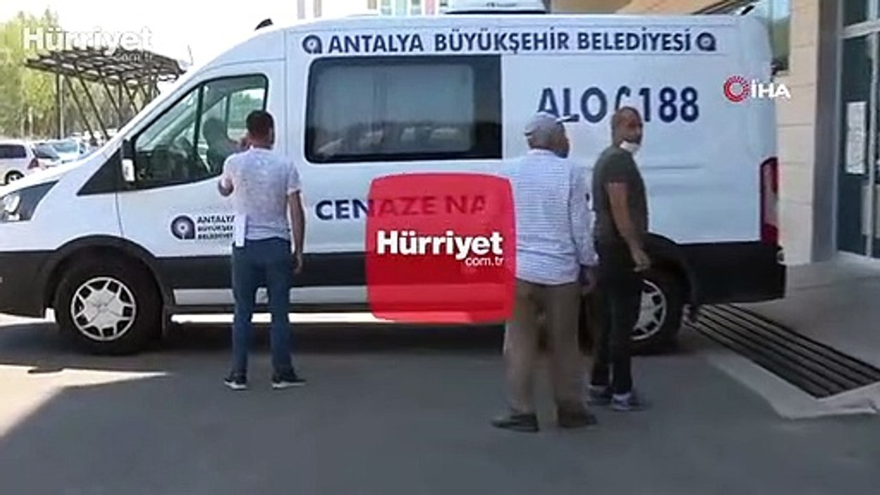 Abisi tarafından öldürülen 8 yaşındaki çocuğun cenazesi adli tıptan alındı