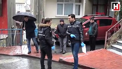 Beyoğlu'nda otomobile ateş açıldı