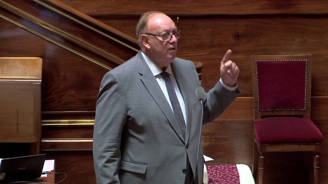 Refus d’obtempérer, rodéos urbains, les violences faites aux élus : le Sénat durcit les peines