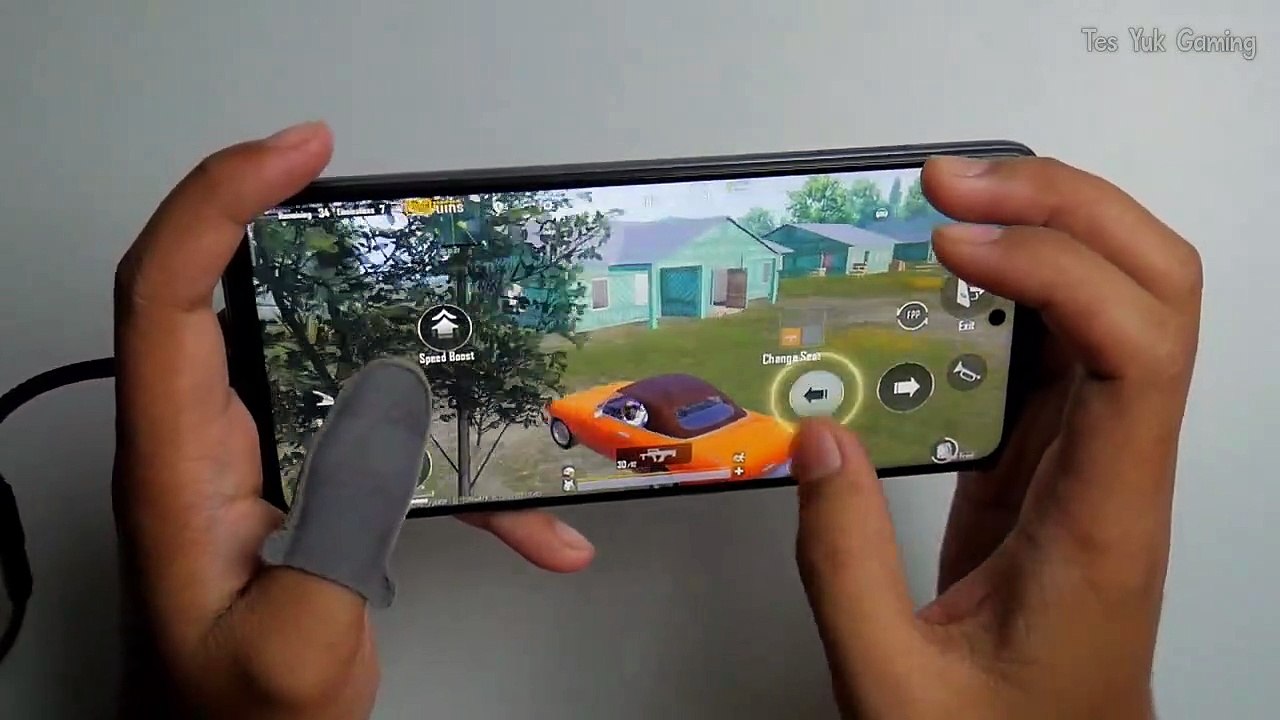 Poco X3 Pro Worth it For PUBG _ Solo Vs Squad Handcam New update 2.2(Release crazy gamer)