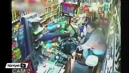 Yaşlı adam İngiltere'de günün kahramanı oldu