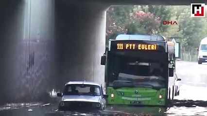 Sulama kanalındaki sızıntı yolu göle çevirdi