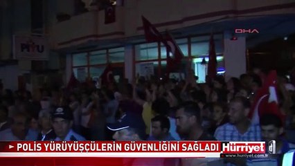 POLİS YÜRÜYÜŞÇÜLERİN GÜVENLİĞİNİ SAĞLADI