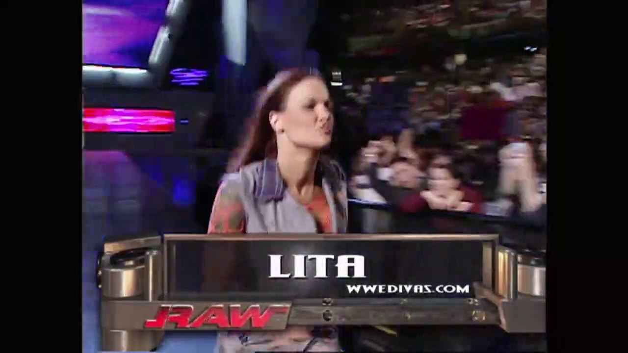 WWE Raw - Lita & Victoria vs Jazz & Molly Holly - 03.15.2004