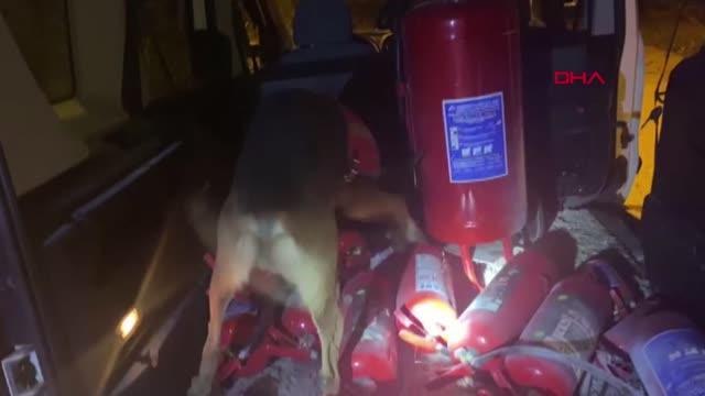 YANGIN SÖNDÜRME TÜPLERİ İÇİNDE 13 KİLO ESRAR ELE GEÇİRİLDİ