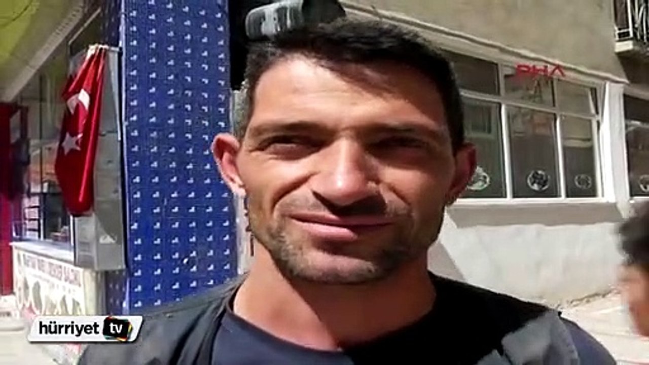 Afişle eş arıyor