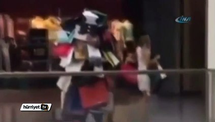 Genç kadın alışveriş işini abarttı!