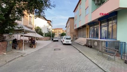 UMUT, KEDİYE EKMEK VERİRKEN OTOMOBİLİN ALTINDA KALINCA ÖLDÜ