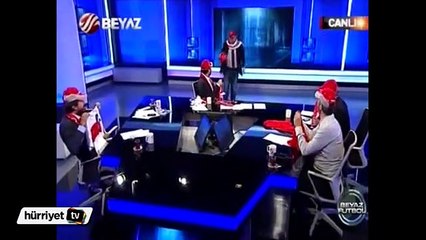 Sinan Engin canlı yayında top oynadı