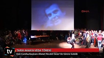 10. Cumhurbaşkanı Ahmet Necdet Sezer'de salonda