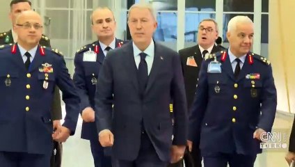 Son dakika... Bakan Akar'dan Brüksel'de diploması trafiği