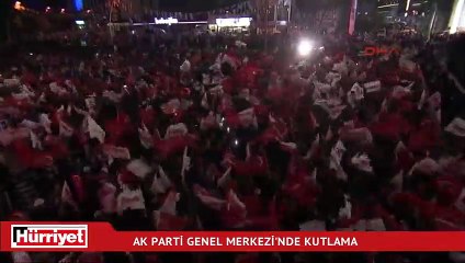 Ak Parti Genel Merkezi'nde kutlama