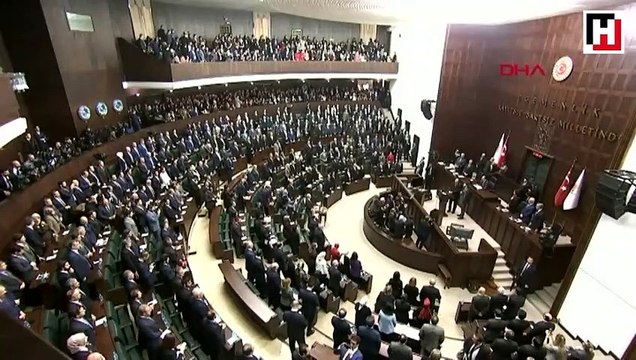 Erdoğan, İYİ Parti'den istifa edip AK Parti'ye geçen Tamer Akkal'a rozet taktı