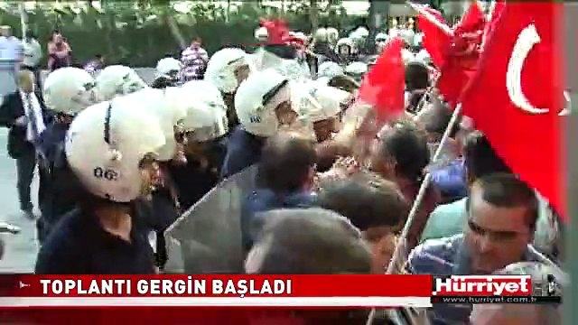 AKİL İNSANLAR HEYETİ'NİN TOPLANTISI GERGİN BAŞLADI