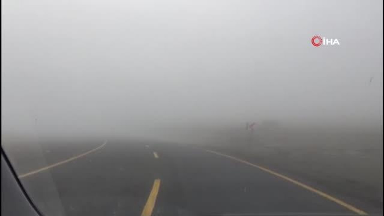 Ardahan 3. sayfa haberleri | Ardahan'da yoğun sis ulaşımı aksatıyor