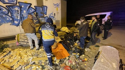 Yolda bulduğu silahı temizlerken kendisini yaraladı