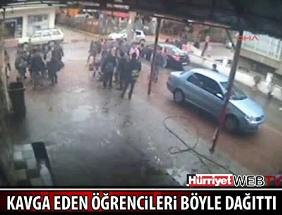 ÖĞRENCİLERİ SUYLA BÖYLE DAĞITTI