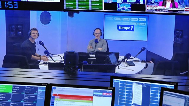 Dans le club qui a formé Karim Benzema à Bron, tous le voient Ballon d'Or en mains