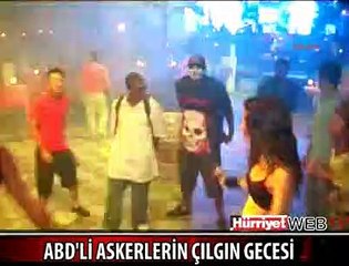 ABD'Lİ ASKERLERİN ÇILGIN EĞLENCESİ